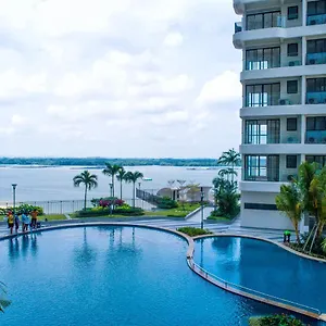 公寓 Scenic Country Garden Danga Bay By Lions Bay