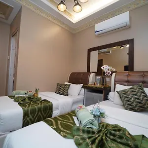 Ghazrin's Classic Jb Hotel
